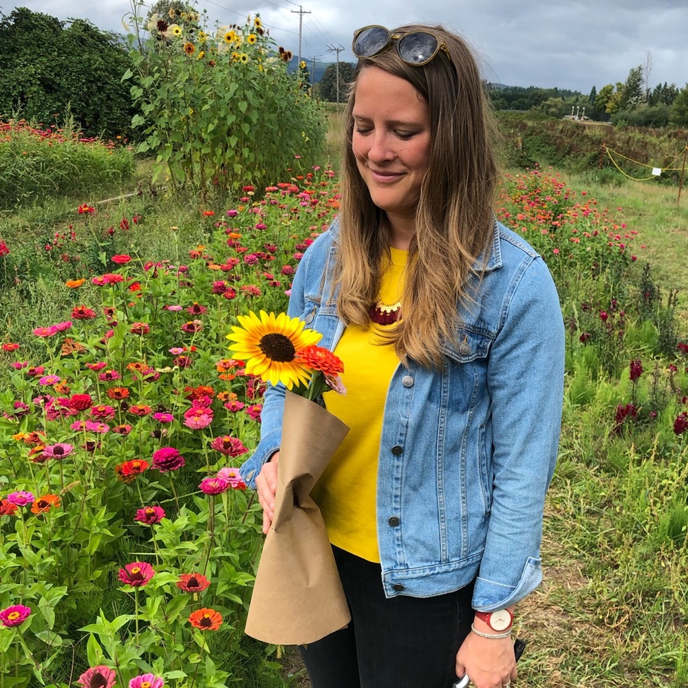 Meet your Posher, Claire
